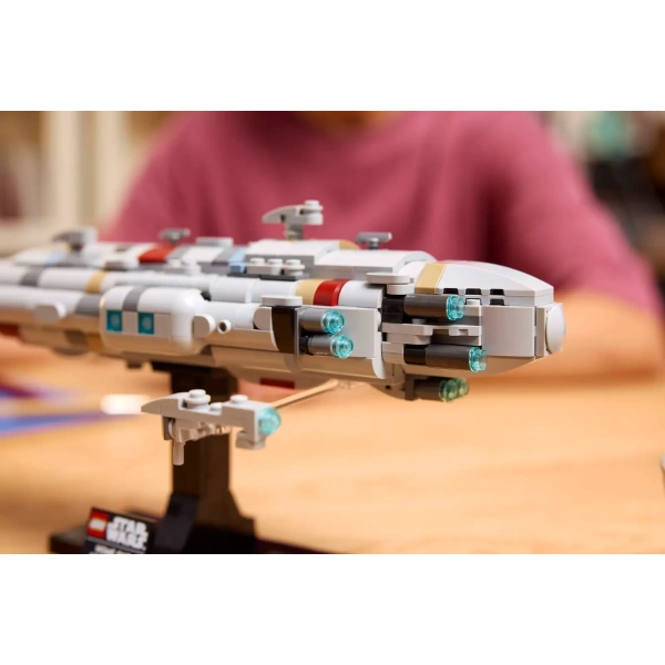 75405 LEGO Star Wars: Home One Starcruiser